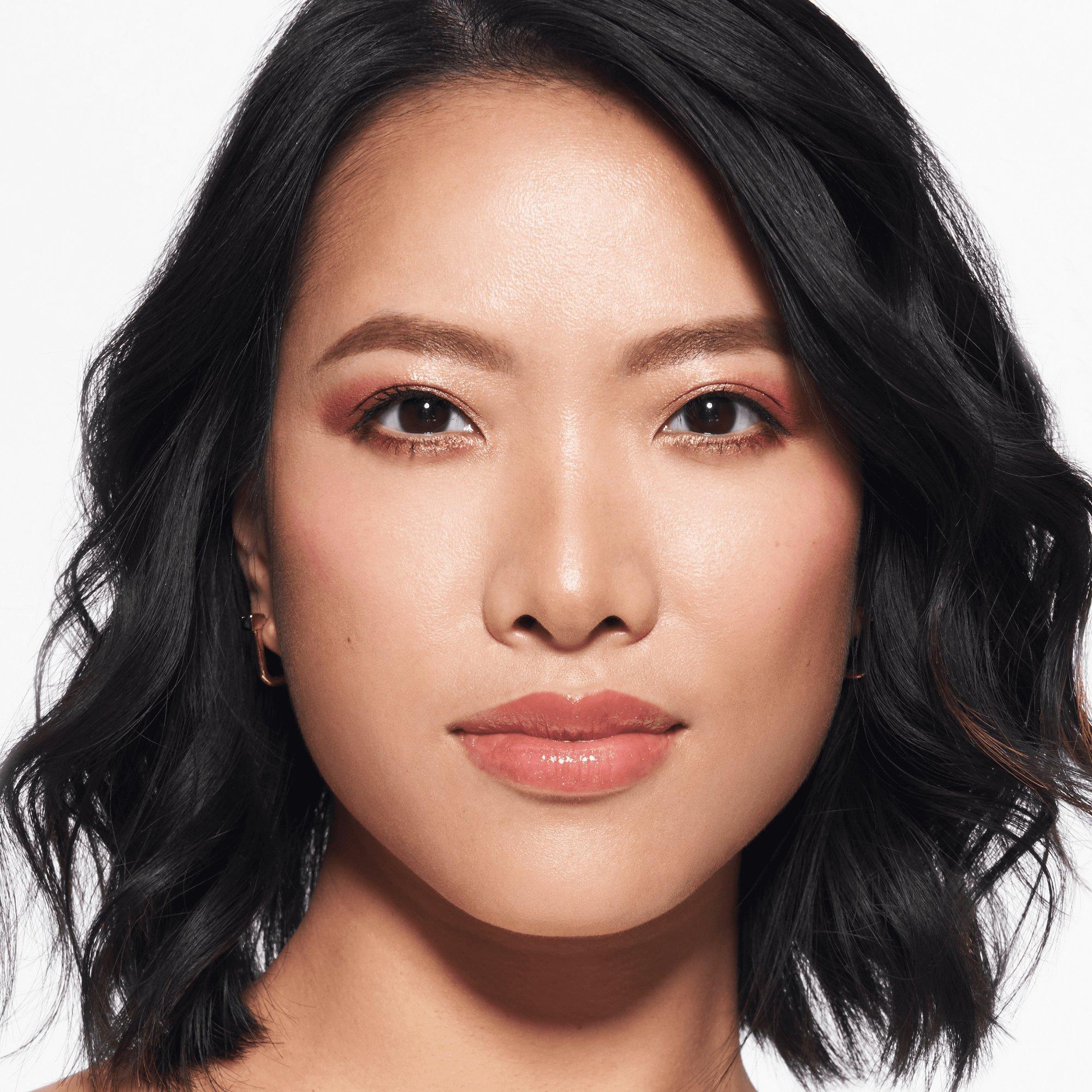 Fond de ten hidratant True Skin