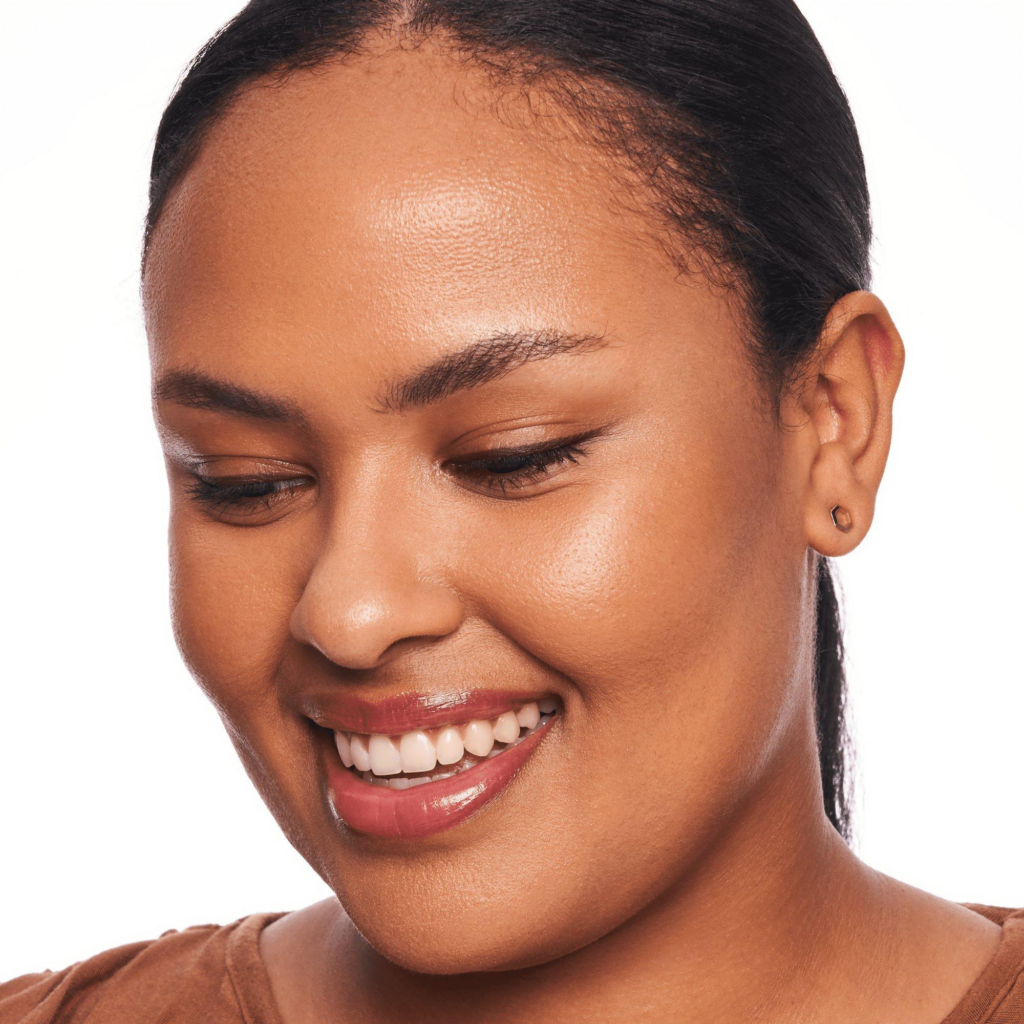 Ultra Precision Gel Eye 20H lápiz de ojos resistente al agua